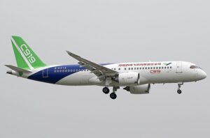 Conheça os jatos comerciais da nova geração 9 COMAC C919