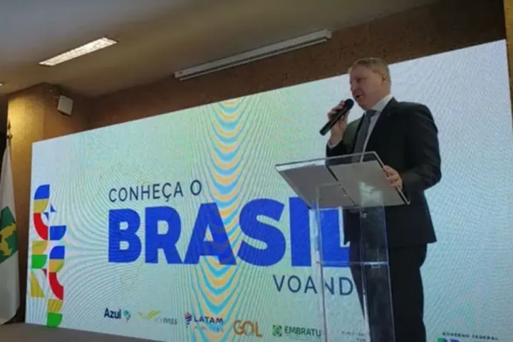 Conheça o Brasil: Voando