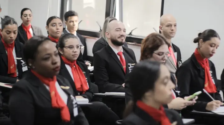Turma Comissário de Bordo Presencial Manhã