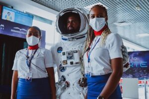 Companhia Latam Realiza Voo com Astronauta a Bordo 1 latam astronauta